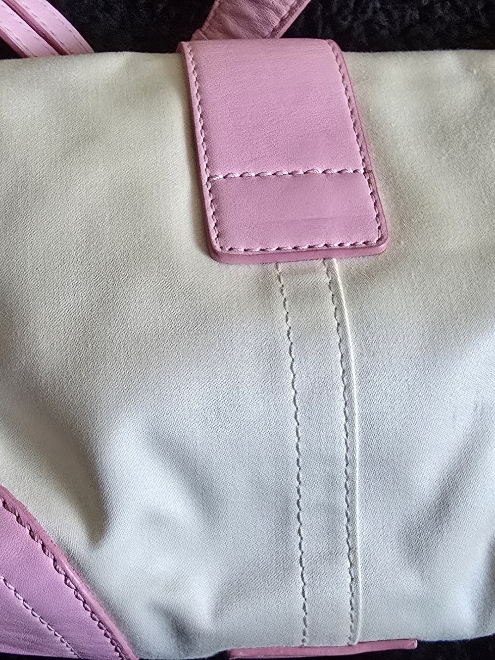 COACH  Hampton Soho Y2K Cream and Pink Leather Shoulder Bag with Flap and Buckle - Picture 4 of 13